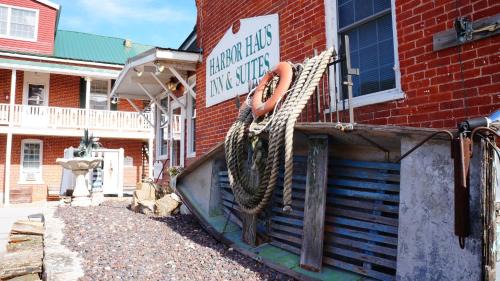 Hermann Hotel | Harbor Haus Inn & Suites