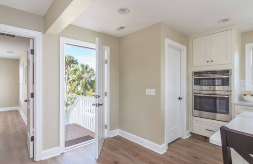 Oceanmarsh Subdivision House | Harbor Haven - Directly across from Beach Access