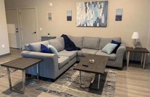 Pinch District Apartment | Harbor Haven, Just 2 miles from Beale!