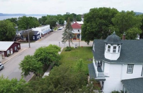 Pepin Apartment | Harbor Hill Inn - Pepin Suite