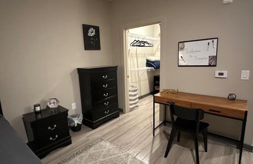 Memphis Apartment | Harbor Hollow-Studio 2 mins to Renasant