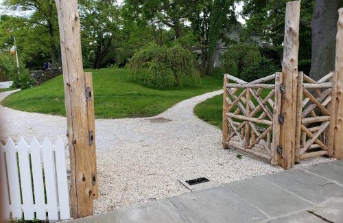 Rosebank Bed & Breakfast | Harbor House Bed and Breakfast