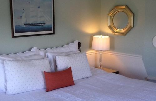 Boothbay Harbor Bed & Breakfast | Harbor House Inn