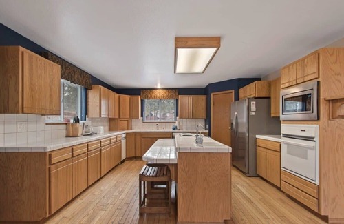 Coeur d'Alene House | Harbor Island - Spacious Waterfront Home with Dock