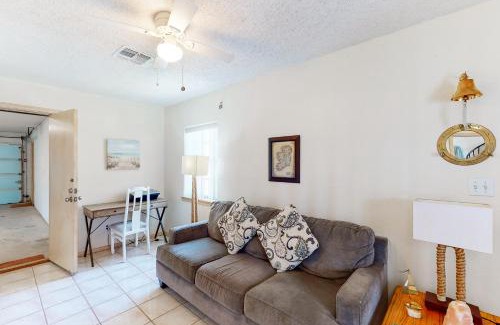 Port Isabel House | Harbor Island