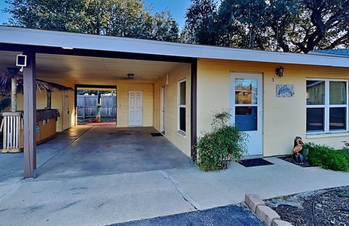 Fulton Condo | Harbor Lights Cottages 3 | Walk to Fulton Harbor!