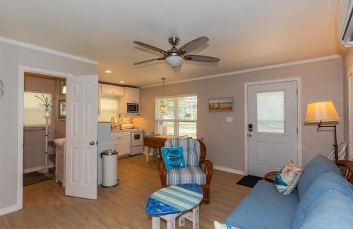 Fulton Apartment | Harbor Lights Cottages #3