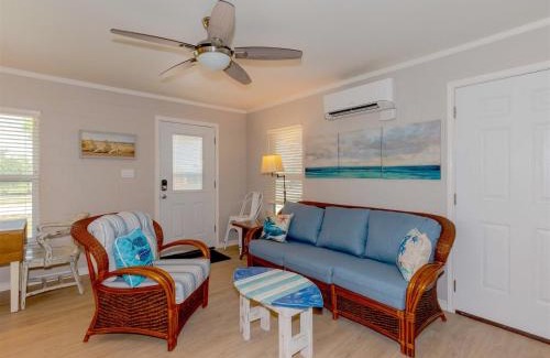 Fulton Apartment | Harbor Lights Cottages #3