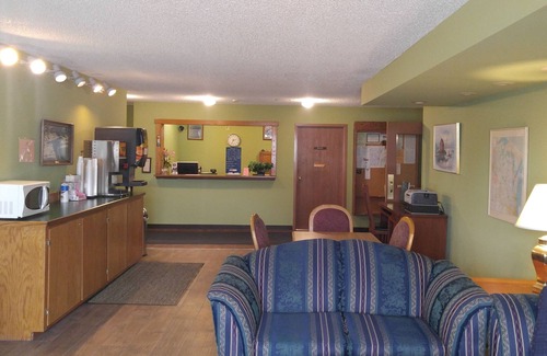 Kewaunee Hotel | Harbor Lights Lodge