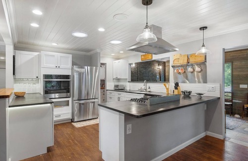 Harbor Springs House | Harbor Springs and Nub's Nob - Perfect Location for A Fun Filled Vacation!
