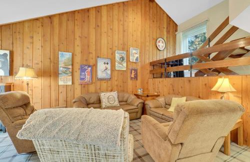 Harbor Springs House | Harbor Springs Retreat