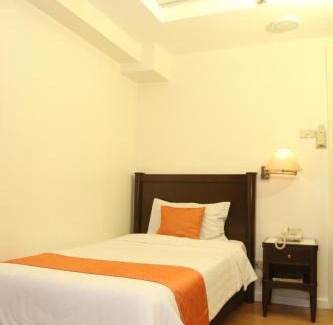 Iloilo City Proper Hotel | Harbor Town Hotel