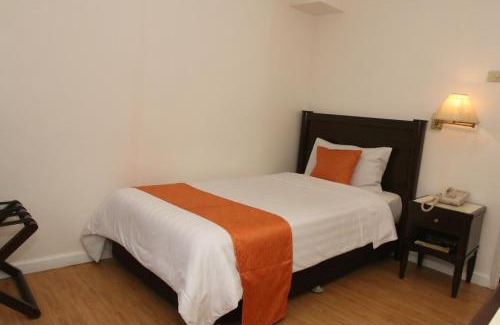 Iloilo City Proper Hotel | Harbor Town Hotel