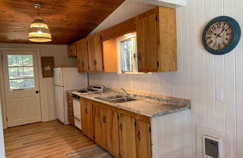 Bernard House | Harborside Cottage-overlooking Bass Harbor