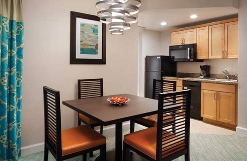 Paradise Island Condo | Harborside Resort at Atlantis 2 BR L/off, Waterpark and Atlantis full access