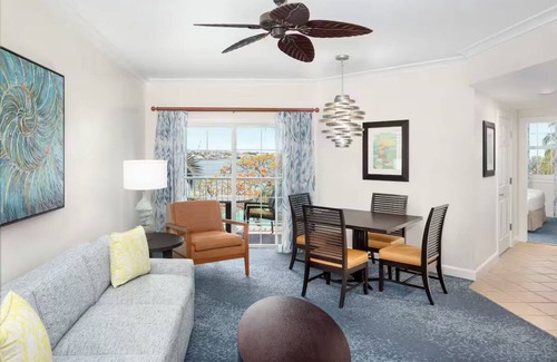 Paradise Island Hotel | Harborside Resort at Atlantis- 1 Bedroom -1 Bath -Access to Atlantis Water Parks
