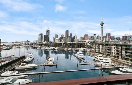 Auckland Central Business District Apartment | Harbour front Living at Wynyard Marina