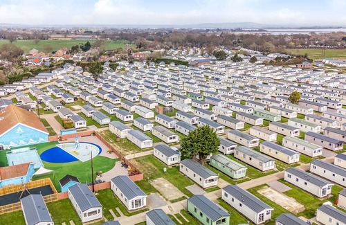 Hayling Island Cottage | HARBOUR HAVEN - HAYLING ISLAND in Hayling Island Holiday Park