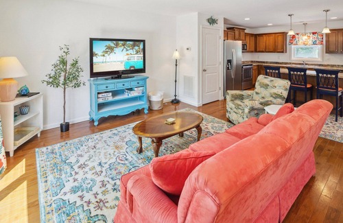Colington Harbour House | Harbour Haven*Community: Pool, Boat Ramp, Tennis