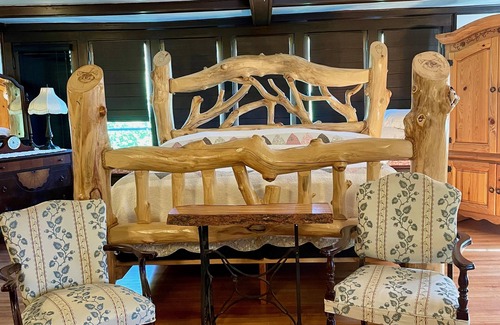 Cheshire Bed & Breakfast | Harbour House Inn