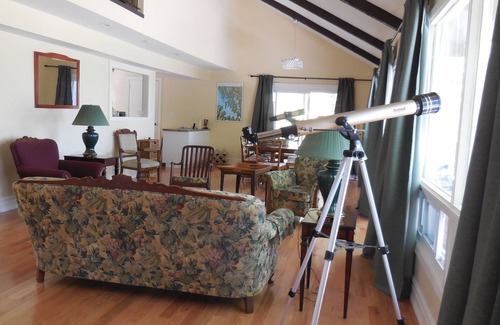 Penetanguishene House | Harbour House overlooking Discovery Harbour, Penetanguishene.