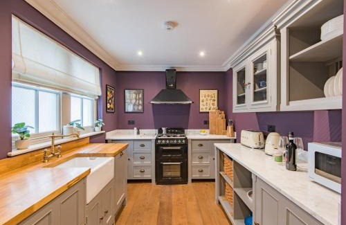 Whitstable Apartment | Harbour Master by Keepers Cottages