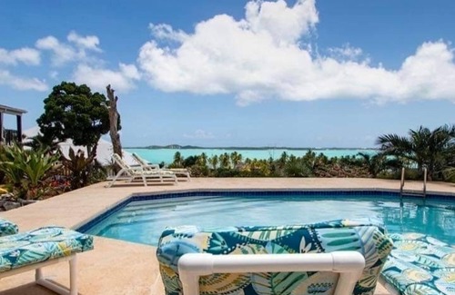 George Town Villa | Harbour Master Estates