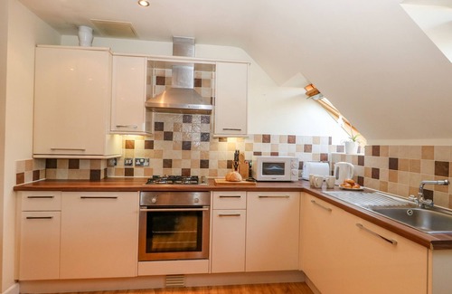 Weymouth Cottage | HARBOUR REACH 6, romantic, character holiday cottage in Weymouth