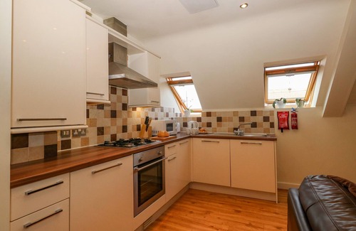 Weymouth Cottage | HARBOUR REACH 6, romantic, character holiday cottage in Weymouth