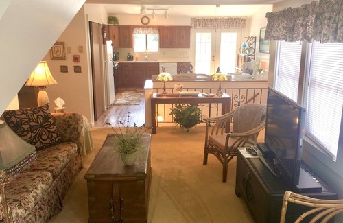 Boothbay Harbor Bed & Breakfast | Harbour Towne Inn on the Waterfront
