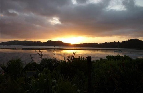 Coromandel Hotel | Harbour View Motel