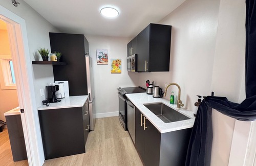 North End Apartment | Harbour View Penthouse Suite