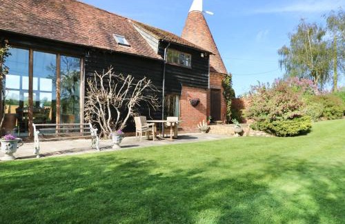 St Michaels House | Harbourne Oast