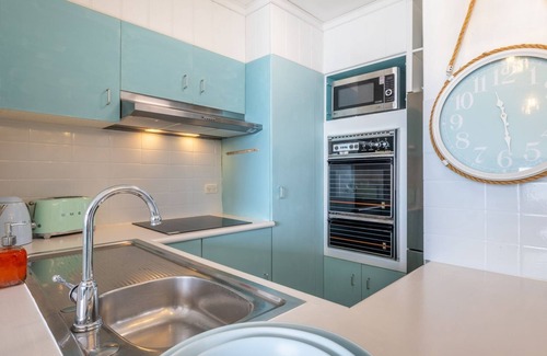 Port Stephens Council Apartment | Harbourside 14, 3-7 Soldiers Point Rd - waterfront magic