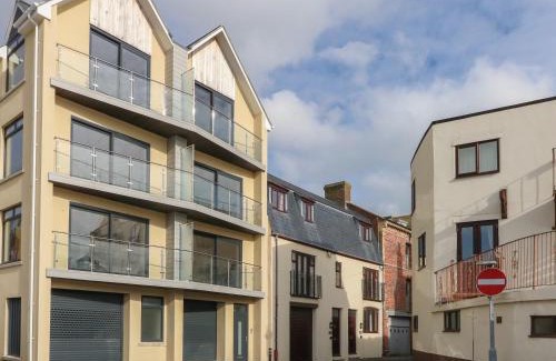 Weymouth Apartment | Harbourside Haven Apartment 3
