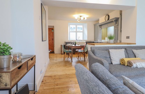 Porthmadog Cottage | HARBOURSIDE, pet friendly, character holiday cottage in Porthmadog