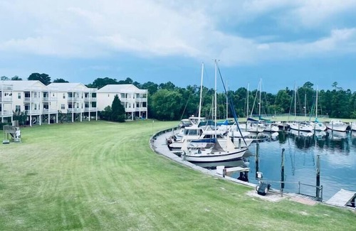Fairfield Harbour House | Harbourview - Overlooking Marina, Fairfield Harbor New Bern