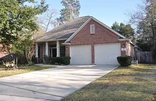Alden Bridge House | Hard to find single story with fabulous Pool/Spa & Pebbled Patio on oversized.