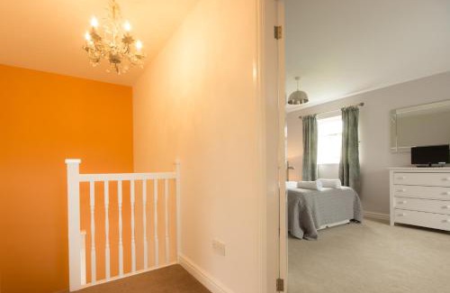 Holestone Moor House | Hardwick Cottage- Darwin Lake Holiday Village