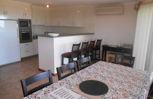 Minlacowie House | Hardwicke Espy close to beach