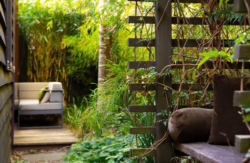 Daylesford House | Hardwood House - Award Winning Architectural Home - Walking distance to Botanic Gardens!