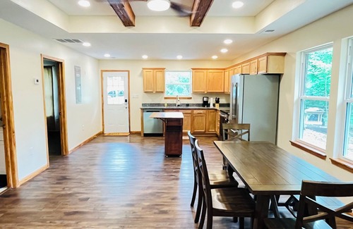 Deputy House | Hardy lake house. Ideal for relax fishing and spending quality time on lake.