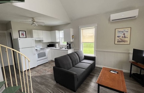 Shediac Cottage | Hardy's Parlee Beach Chalet #4