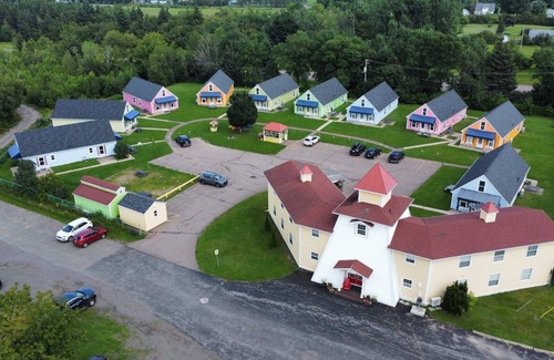 Shediac Cottage | Hardy's Parlee Beach Chalet #4