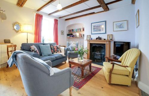 Treator House | Hardys Cottage