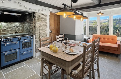 Exton House | Hare and Hounds, Exton