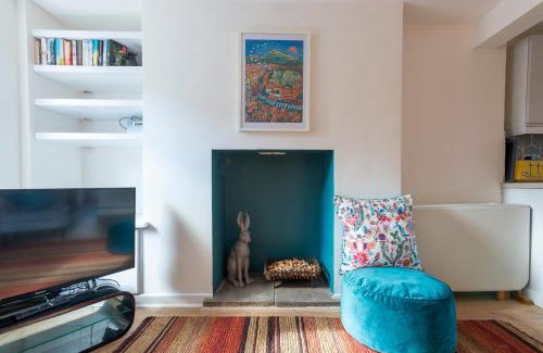 Abergavenny House | Hare Cottage