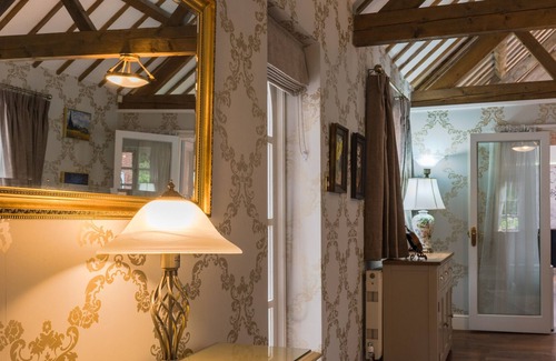 New Forest District Cottage | Harefield House, 4 bedroom, 4 bathroom, parking, patio, gardens