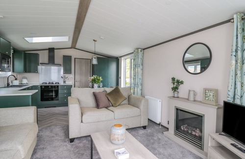 Trefeglwys Cottage | HARES MEADOW, pet friendly, character holiday cottage in Trefeglwys