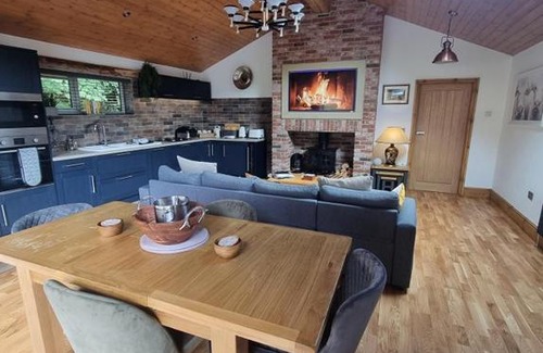 Ripley Cabin | Harewell wood lodge